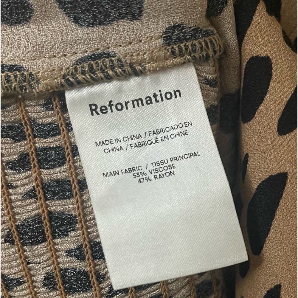 Reformation Reign Top in Bobcat print - Picture 8 of 8